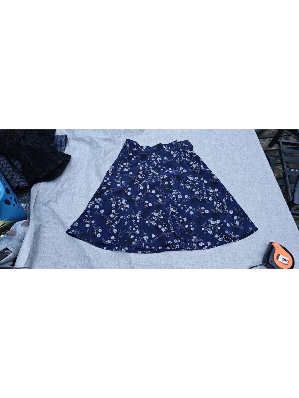 Vintage y2k We Too Women's Zipper Back floral Skirt Size 5